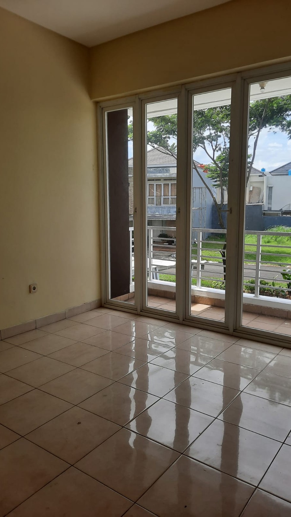 Rumah minimalis, bagus nyaman dalam Cluster