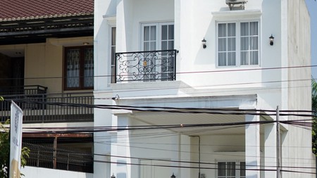 Rumah Baru Minimalis Dalam Komplek Diarea Ciputat, Akses Tol Lebak Bulus 