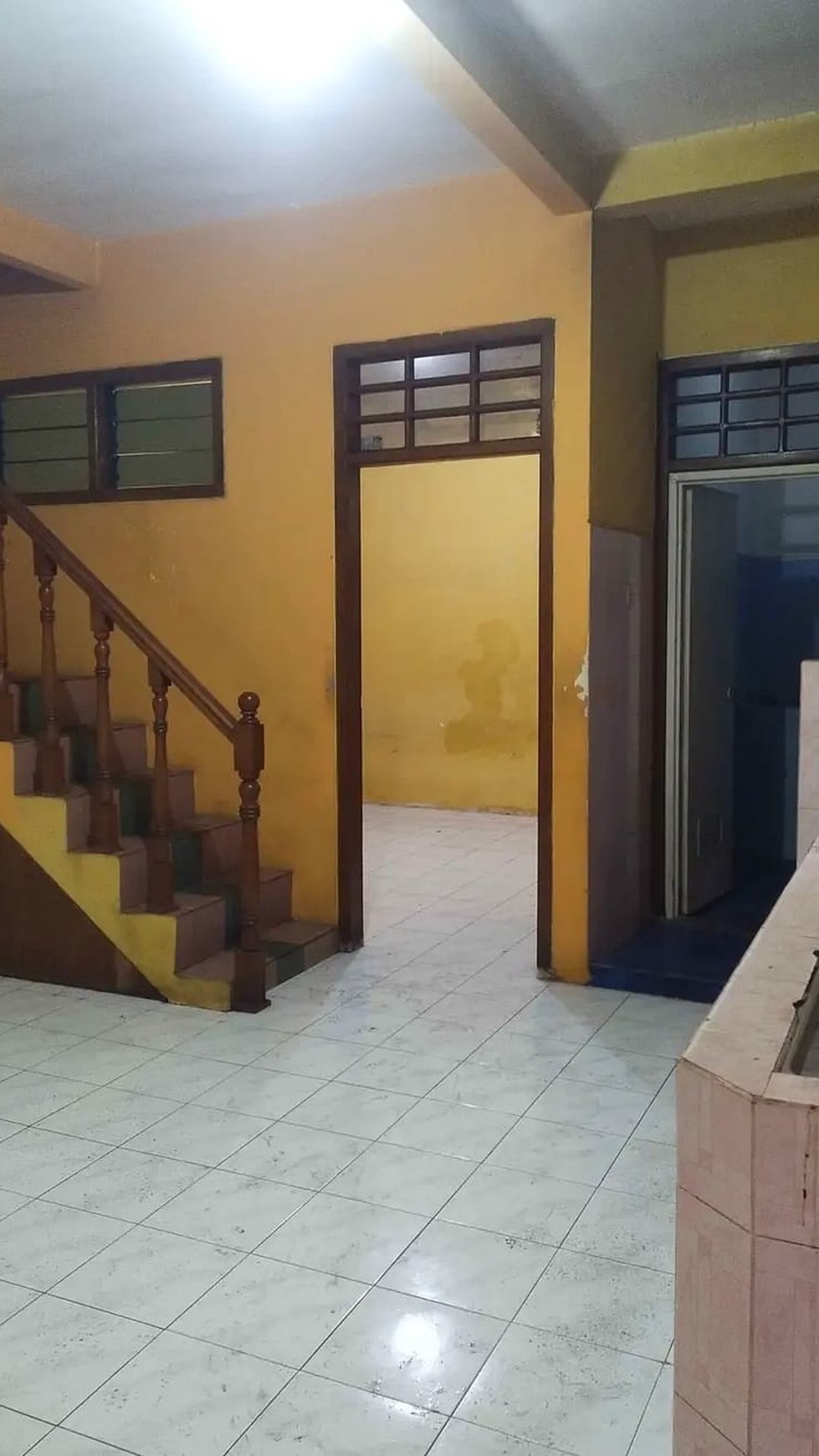 Dijual rumah di Simokerto Surabaya Utara