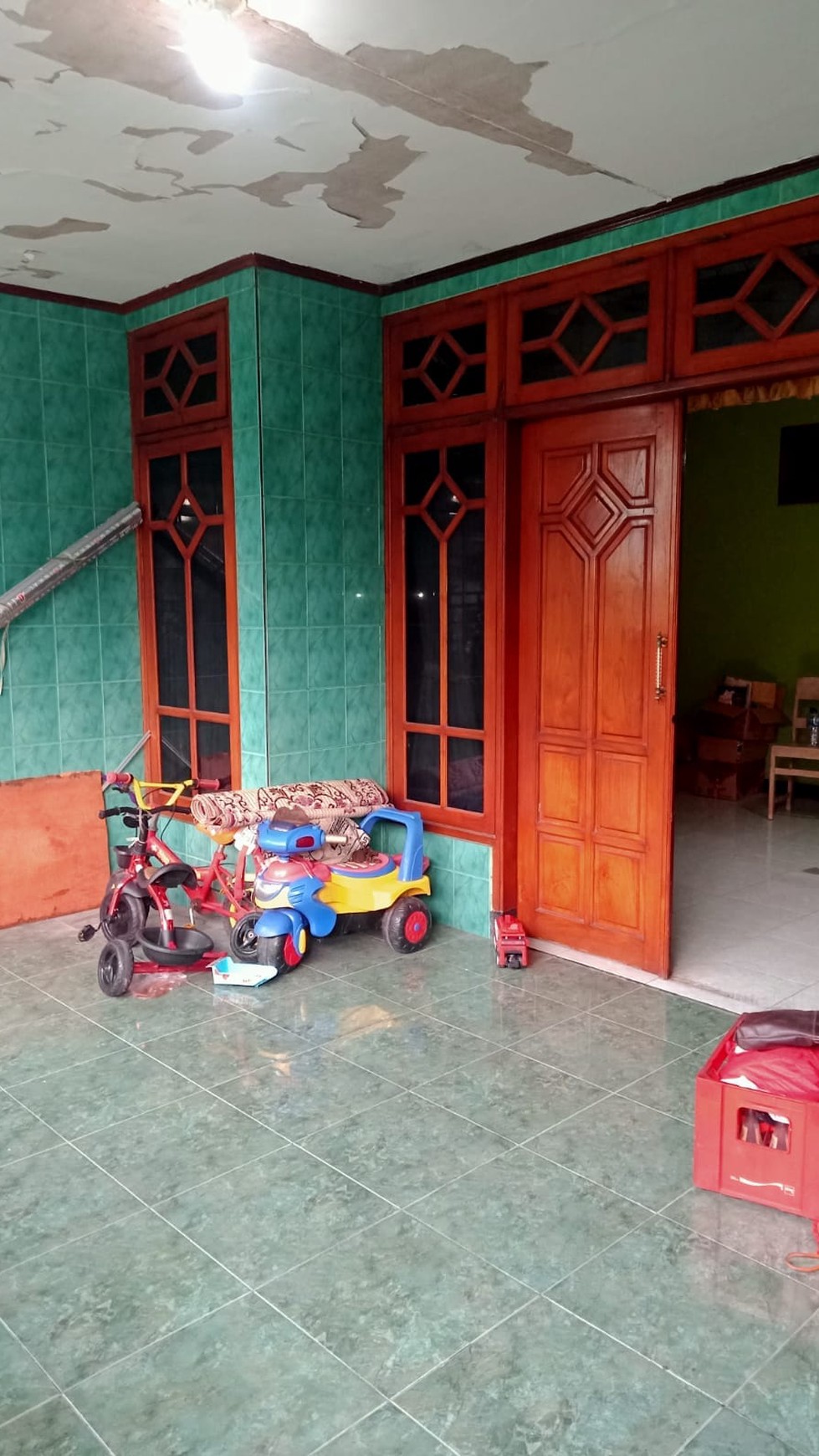 Dijual rumah di Simokerto Surabaya Utara