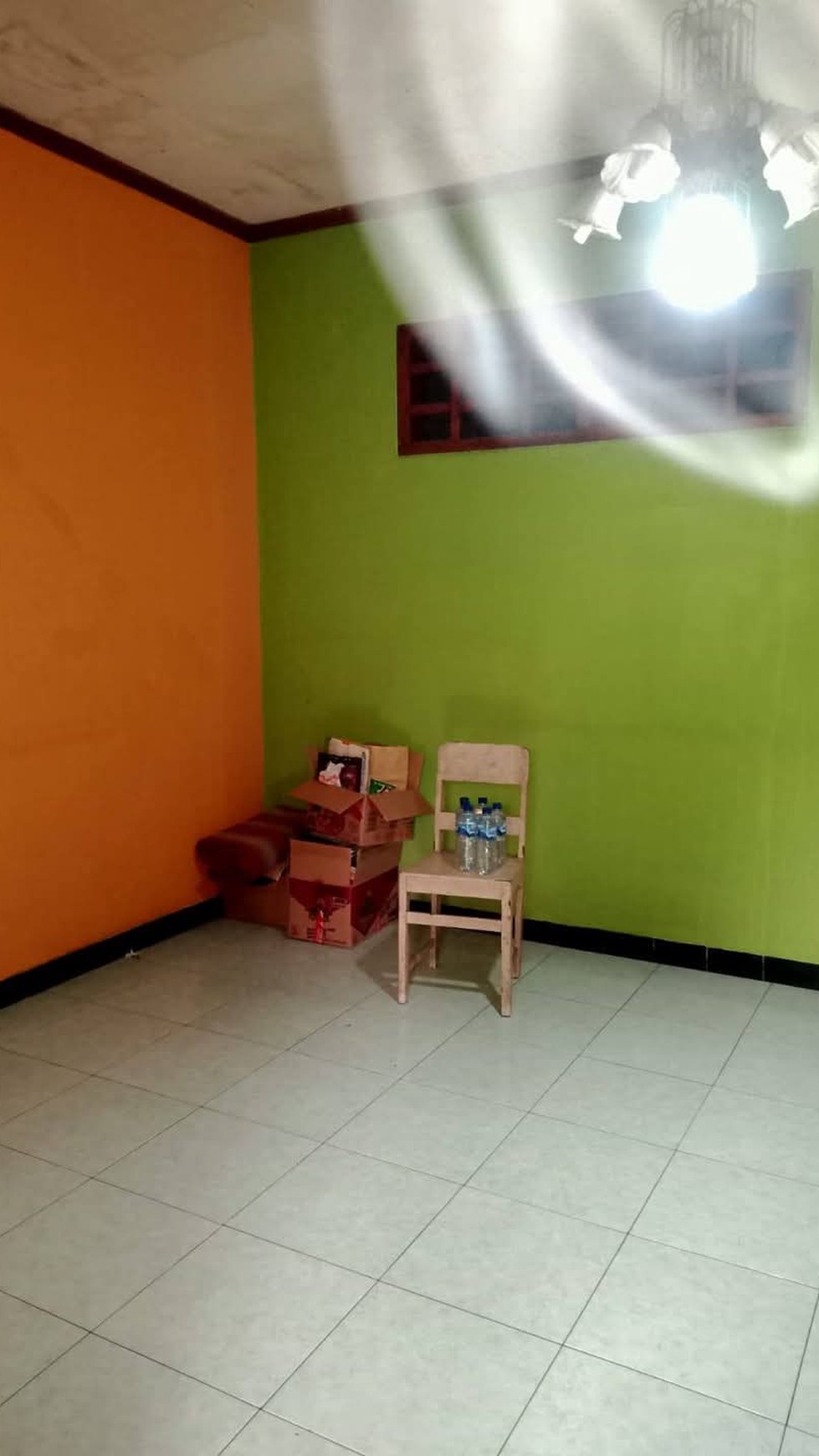 Dijual rumah di Simokerto Surabaya Utara
