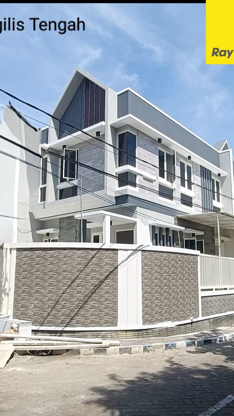 Dijual Rumah 2 lantai di Tenggilis Tengah Surabaya