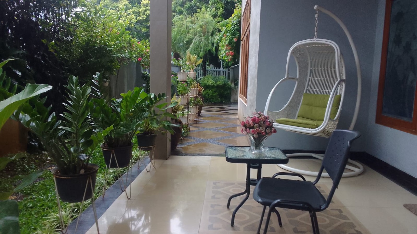 Rumah Mewah 2 Lantai Siap Huni Di Komplek Elit Loka Indah, Pancoran Dengan Harga NJOP