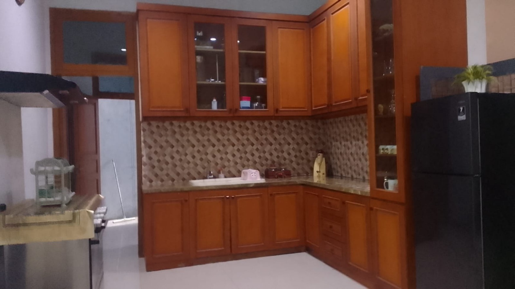 Rumah Mewah 2 Lantai Siap Huni Di Komplek Elit Loka Indah, Pancoran Dengan Harga NJOP
