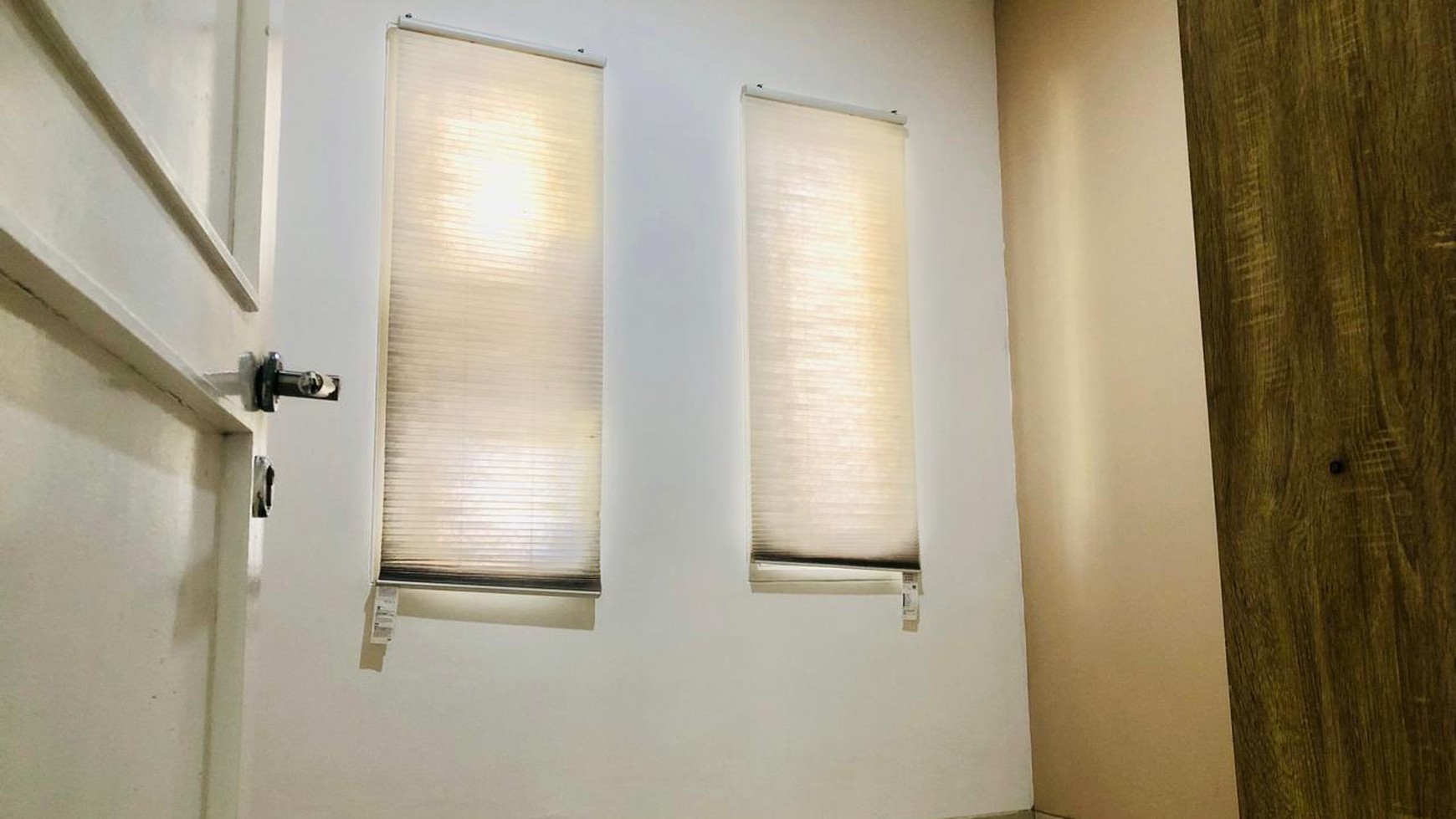 Rumah Standar Rapih  Neo catalonia Nusa Loka BSD city 