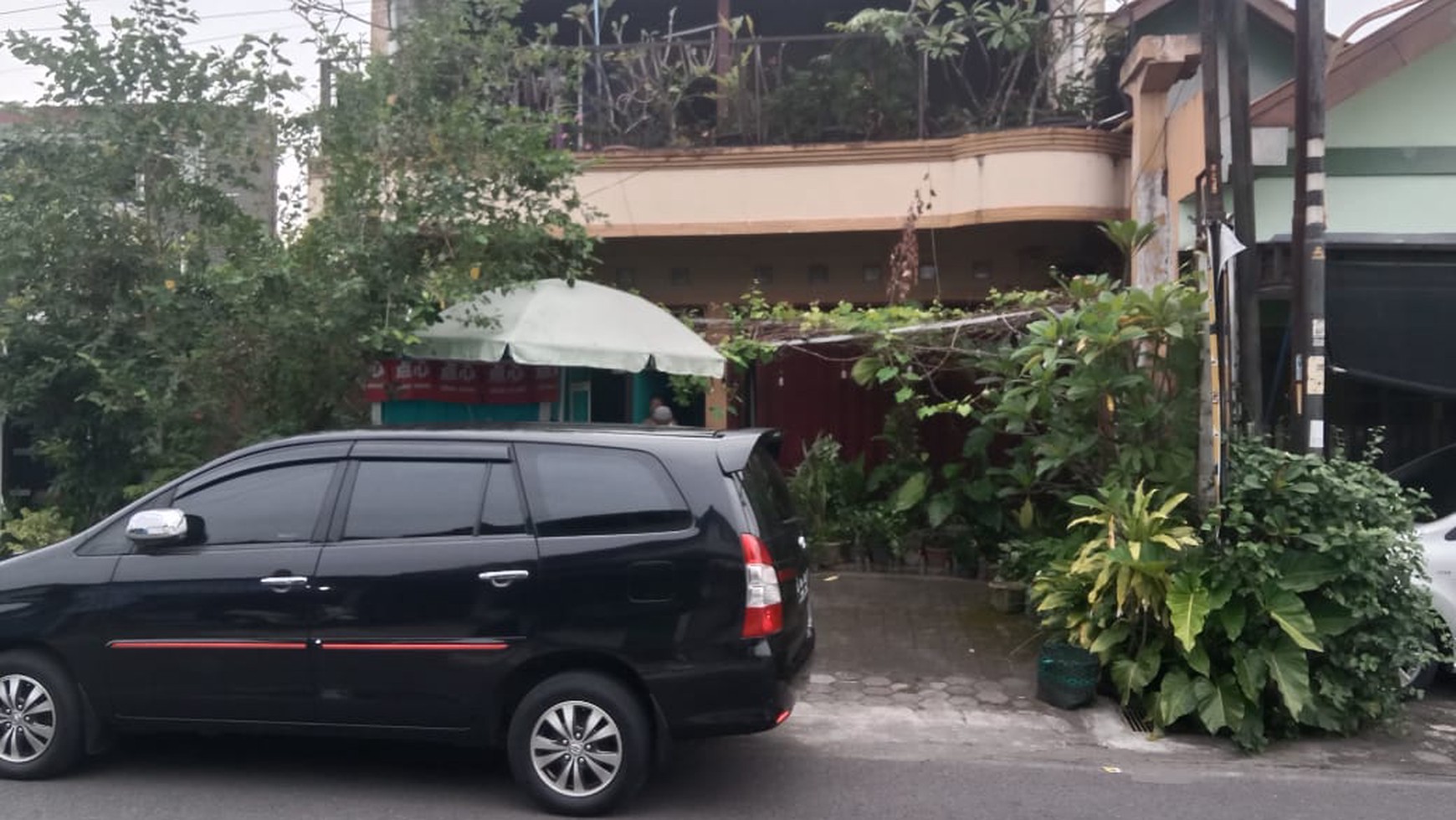 Rumah Cocok Untuk Ruang Usaha Lokasi Strategis di Kawasan Condong Catur Depok Sleman 