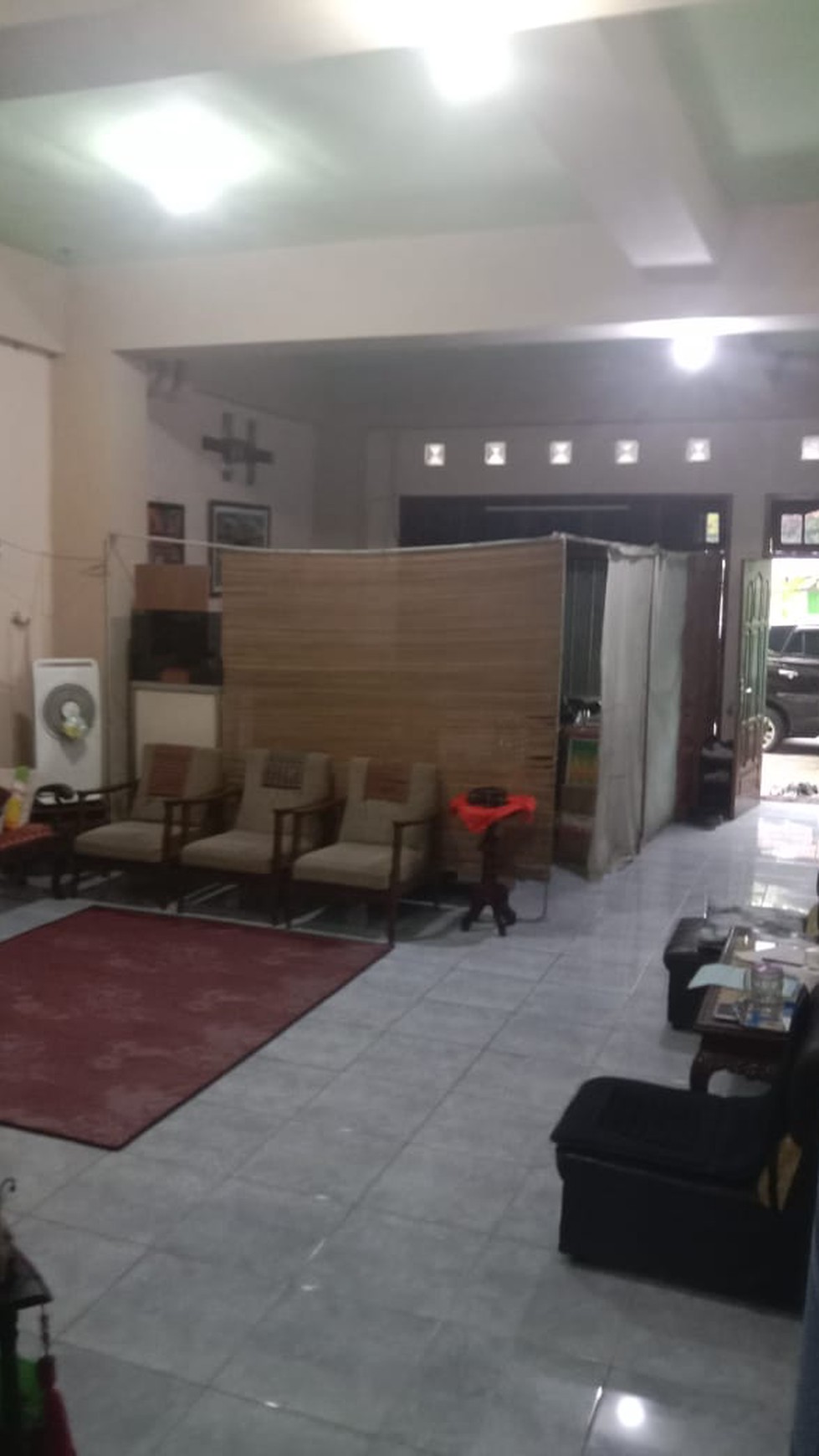 Rumah Cocok Untuk Ruang Usaha Lokasi Strategis di Kawasan Condong Catur Depok Sleman 