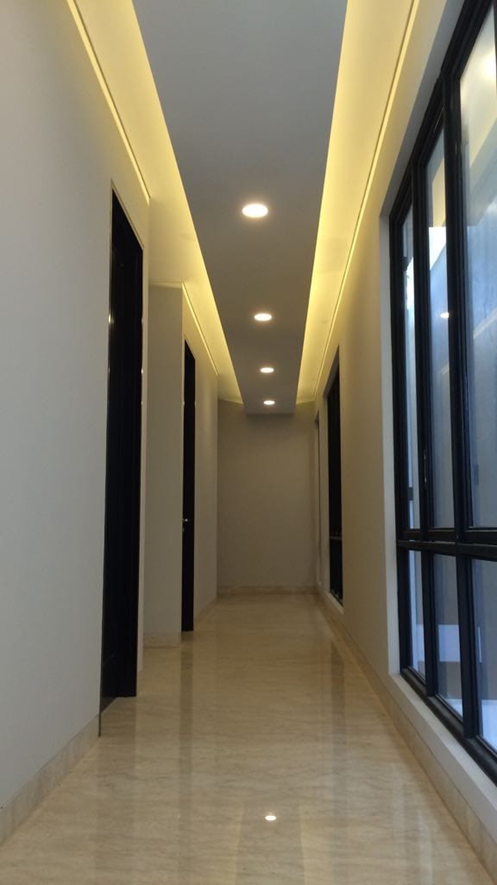 Rumah di Gading Serpong Emerald Cove