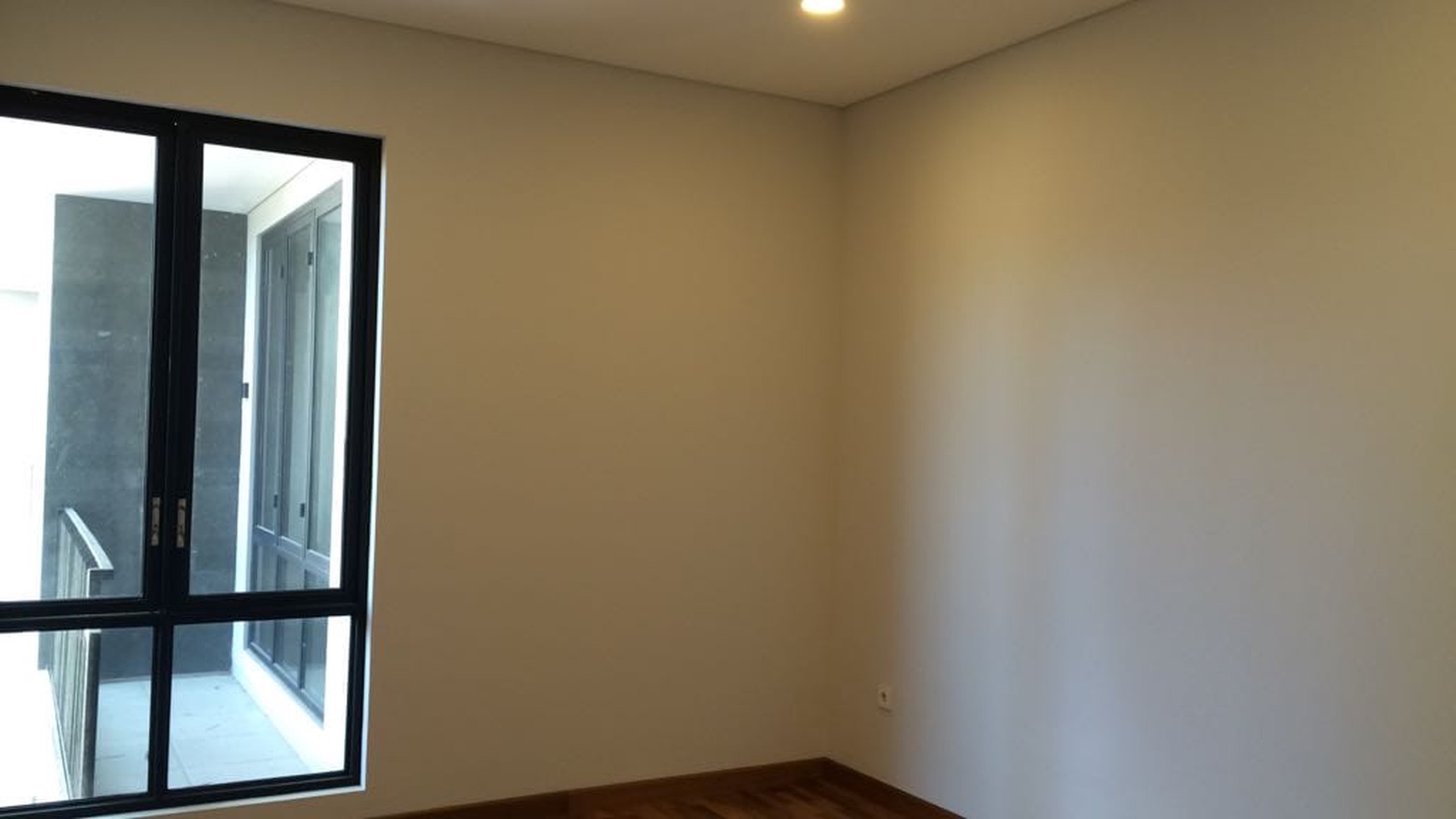 Rumah di Gading Serpong Emerald Cove