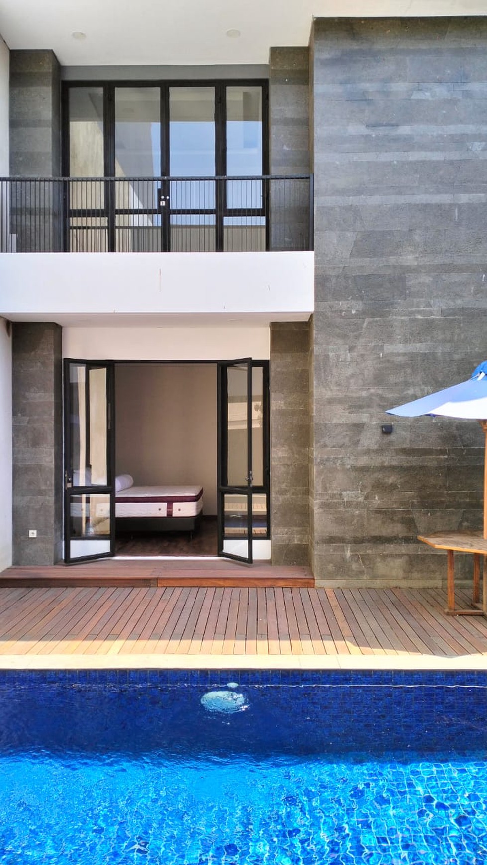 Rumah di Gading Serpong Emerald Cove