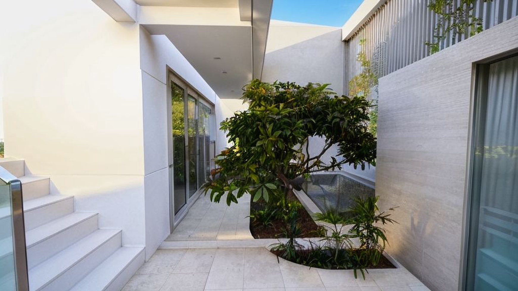 Leasehold luxury and comfort Villa In Heart Sanur Bali