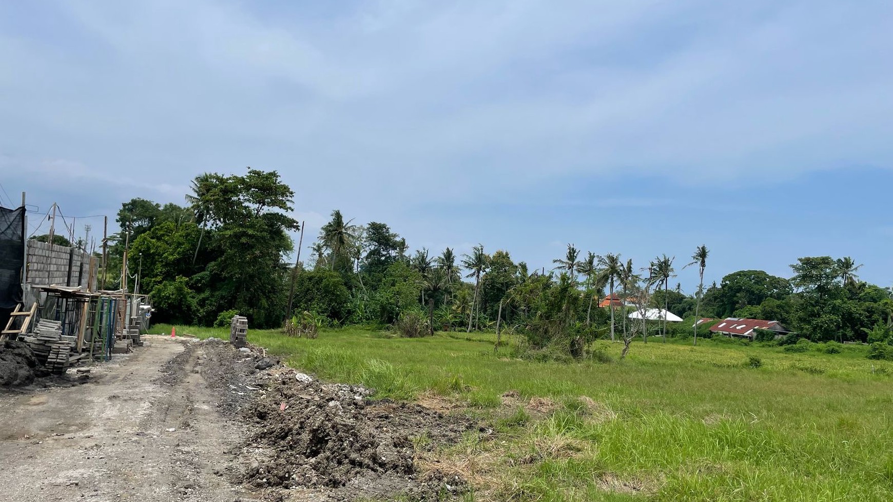 Premium land near Nyanyi Beach