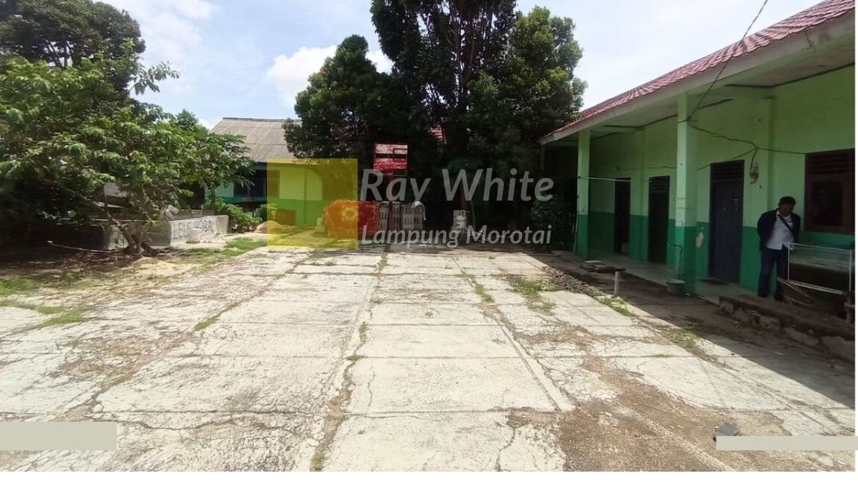 Tanah dan Bangunan Eks Sekolah