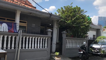 Rumah di Lokasi Area Perumahan namun dekat dengan Distrik Bisnis Kuningan/ Sudirman, Pasar Rumput, Stasiun Manggarai, LRT Setiabudi