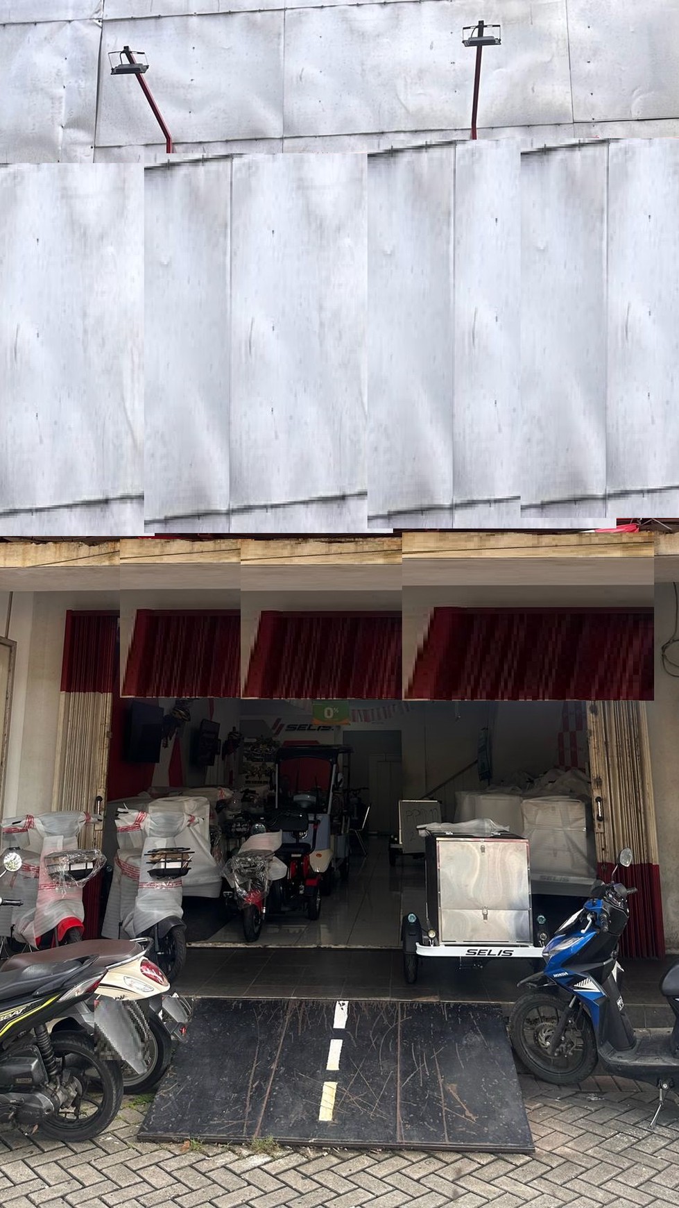 Ruko siap bagus, daerah Commersil di Bintaro Sektor 7