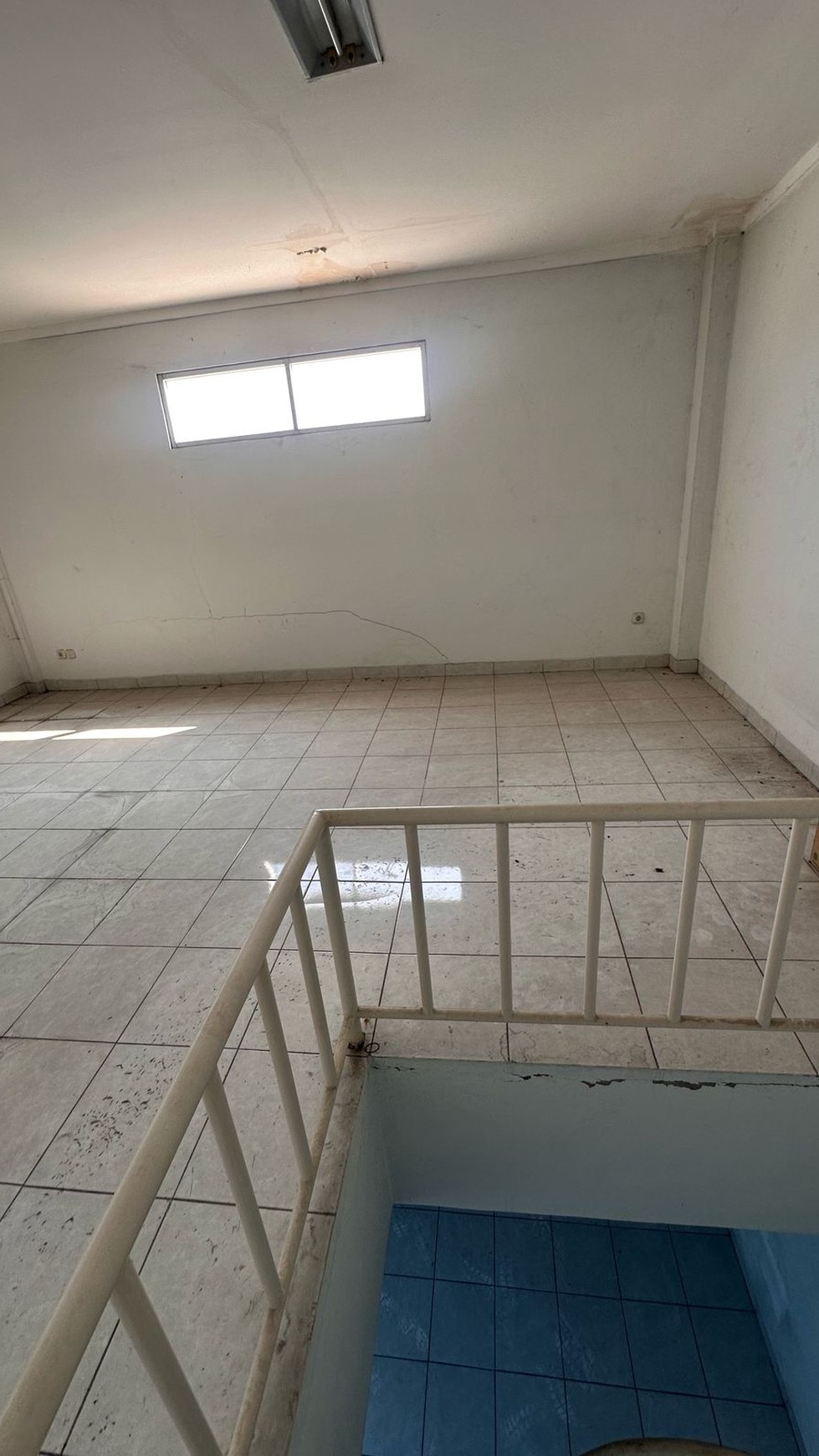 Ruko siap bagus, daerah Commersil di Bintaro Sektor 7