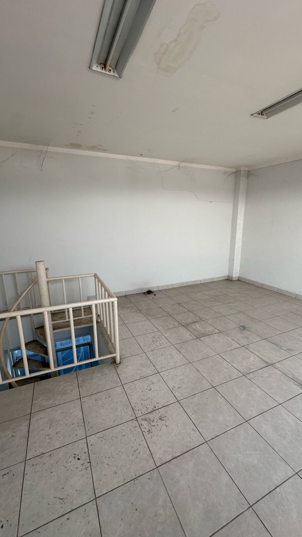 Ruko siap bagus, daerah Commersil di Bintaro Sektor 7