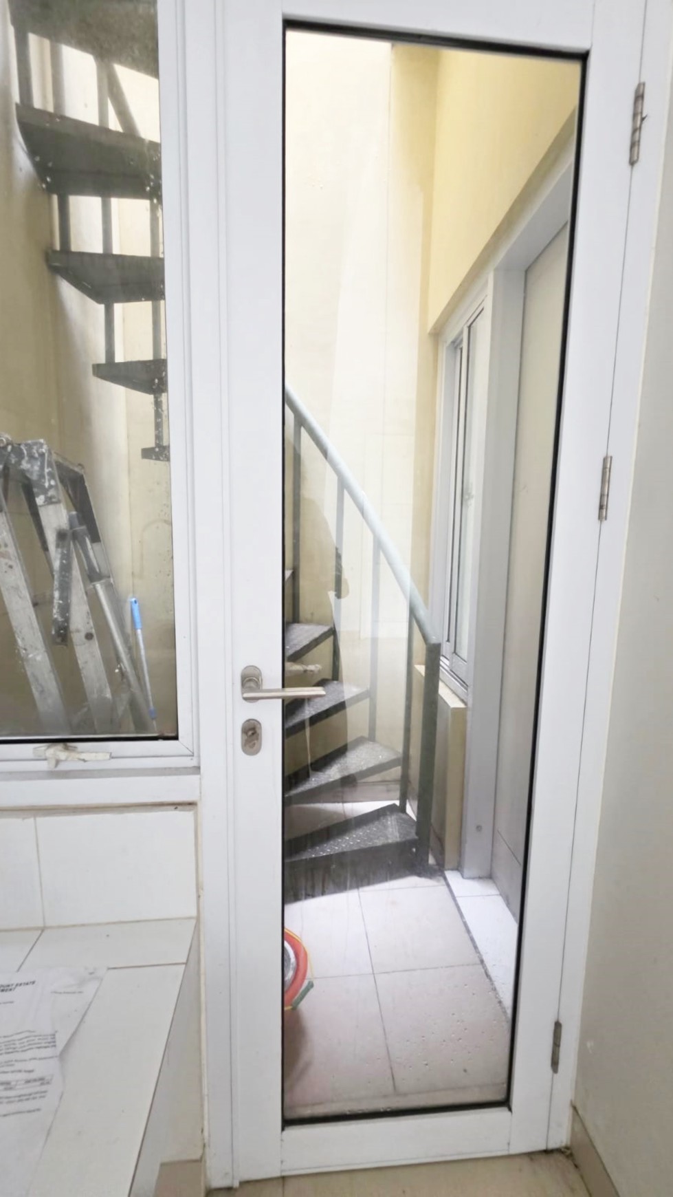 Dijual cepat rumah strategis di Montana Village Jl. Hardin Gading Serpong