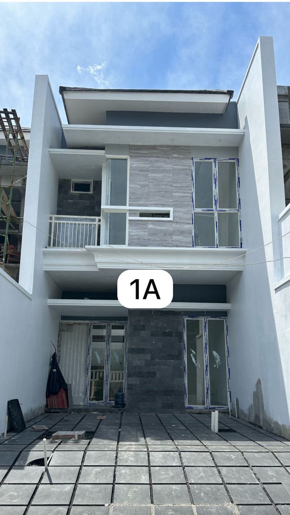 New Murah Rp. 1 Milyar-an Rumah Baru Jemursari Selatan Surabaya Timur Dekat Petra , Akses TOL , Bandara Juanda
