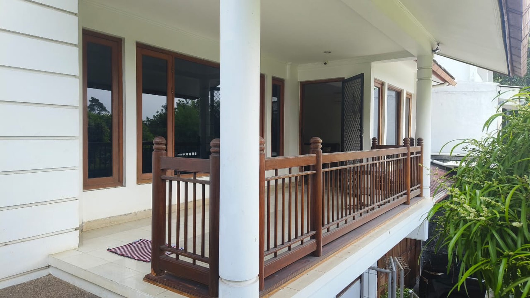 Di Jual Rumah 2 Lantai lingkungan yang sangat Asri dan Nyaman di Vila Cinere Mas