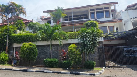 Di Jual Rumah 2 Lantai lingkungan yang sangat Asri dan Nyaman di Vila Cinere Mas