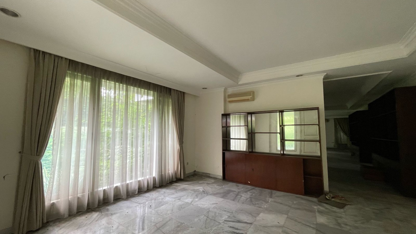 Dijual Cepat Rumah di Executive Paradise Townhouse - P Antasari