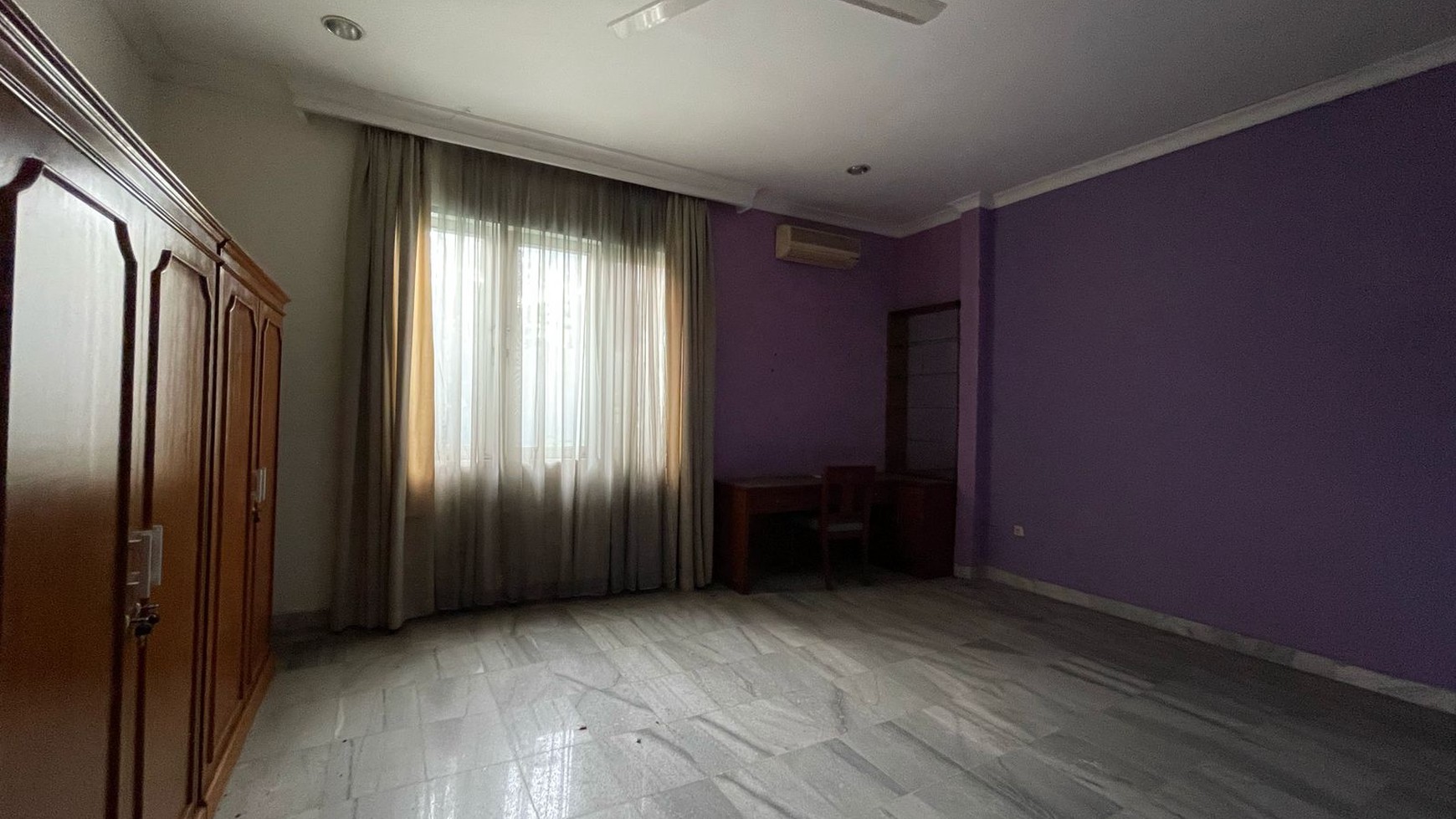Dijual Cepat Rumah di Executive Paradise Townhouse - P Antasari