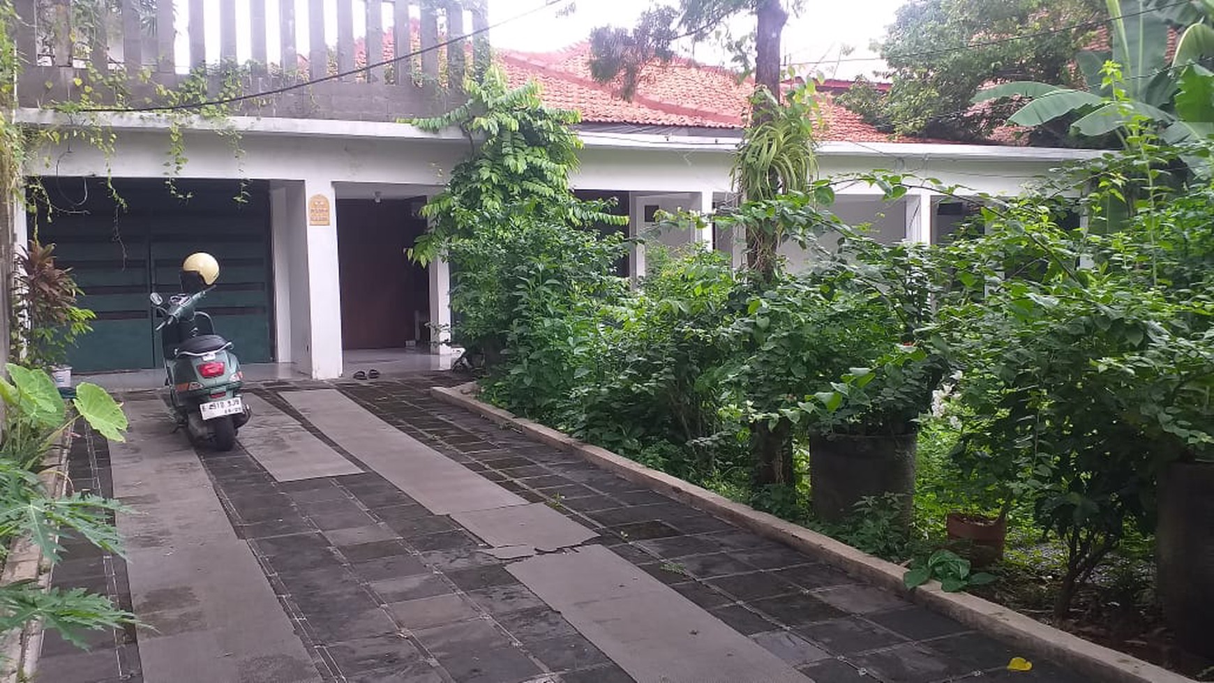 Di Jual Rumah 1lantai... di Kemang Asri, Nyaman, Tenang, Luas dan Bebas Banjir