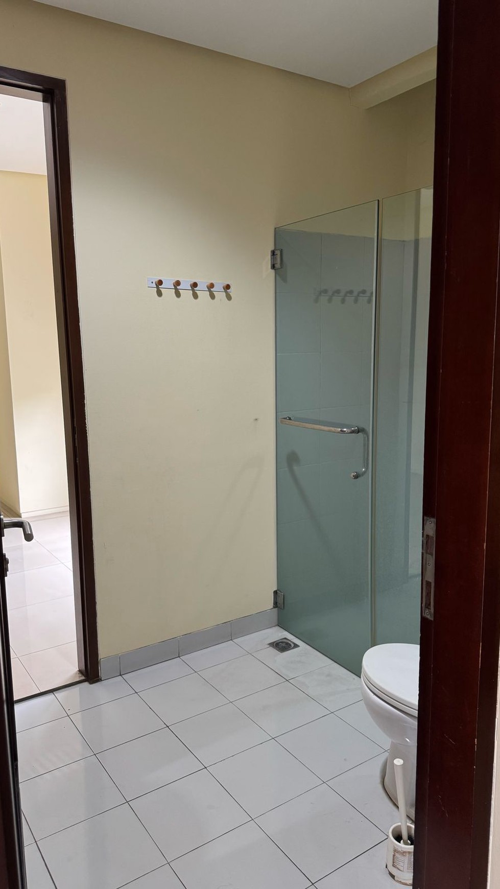 Di Sewa Rumah Cantik 2 Lantai dengan Desain Mewah dan Strategis @Jakarta Selatan