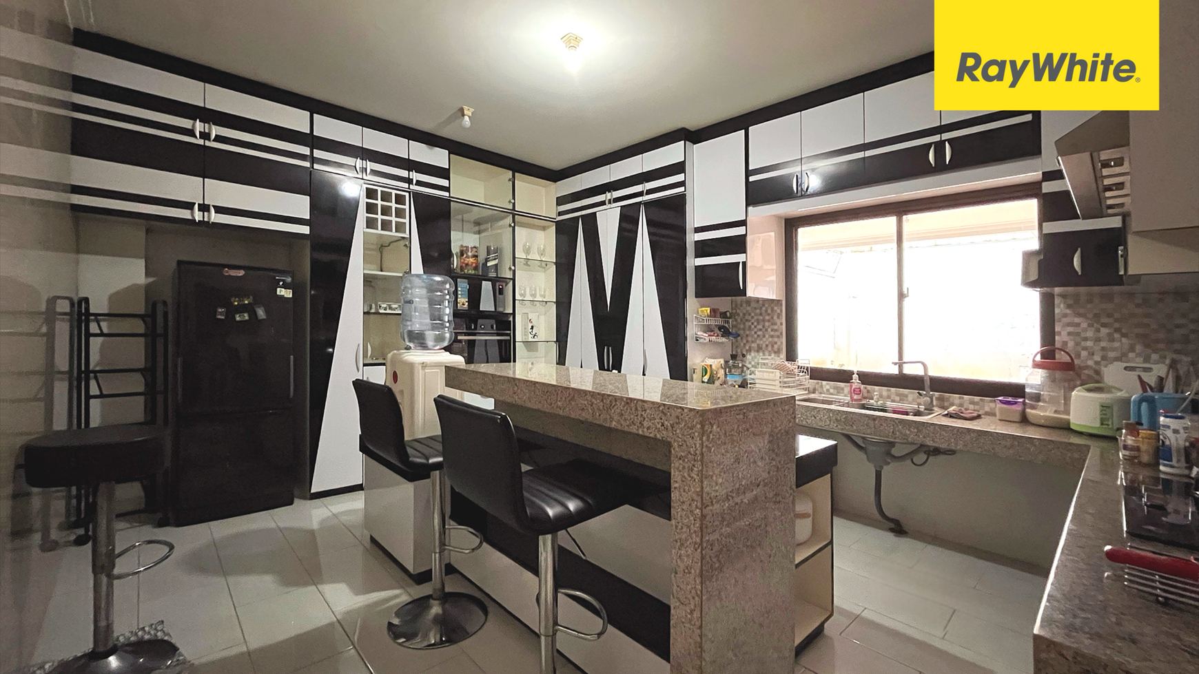 Rumah Furnished di Cluster Premium Kota Wisata, Cibubur