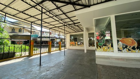 Disewa Rumah Pinggir Jalan Strategis di Bintaro Sektor 5  Cocok untuk Usaha