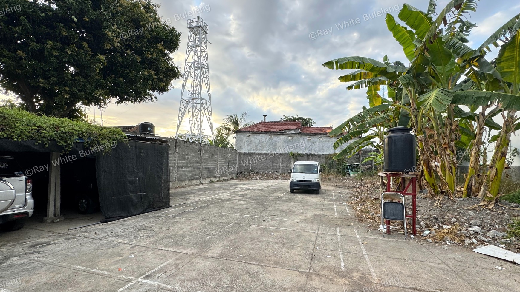 PRIME LAND IN SINGARAJA - JUST 68 METERS FROM THE BEACH!