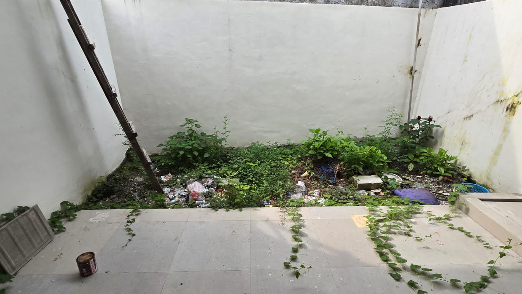 Rumah Murah di Medokan Ayu, 2 Lantai Siap Huni