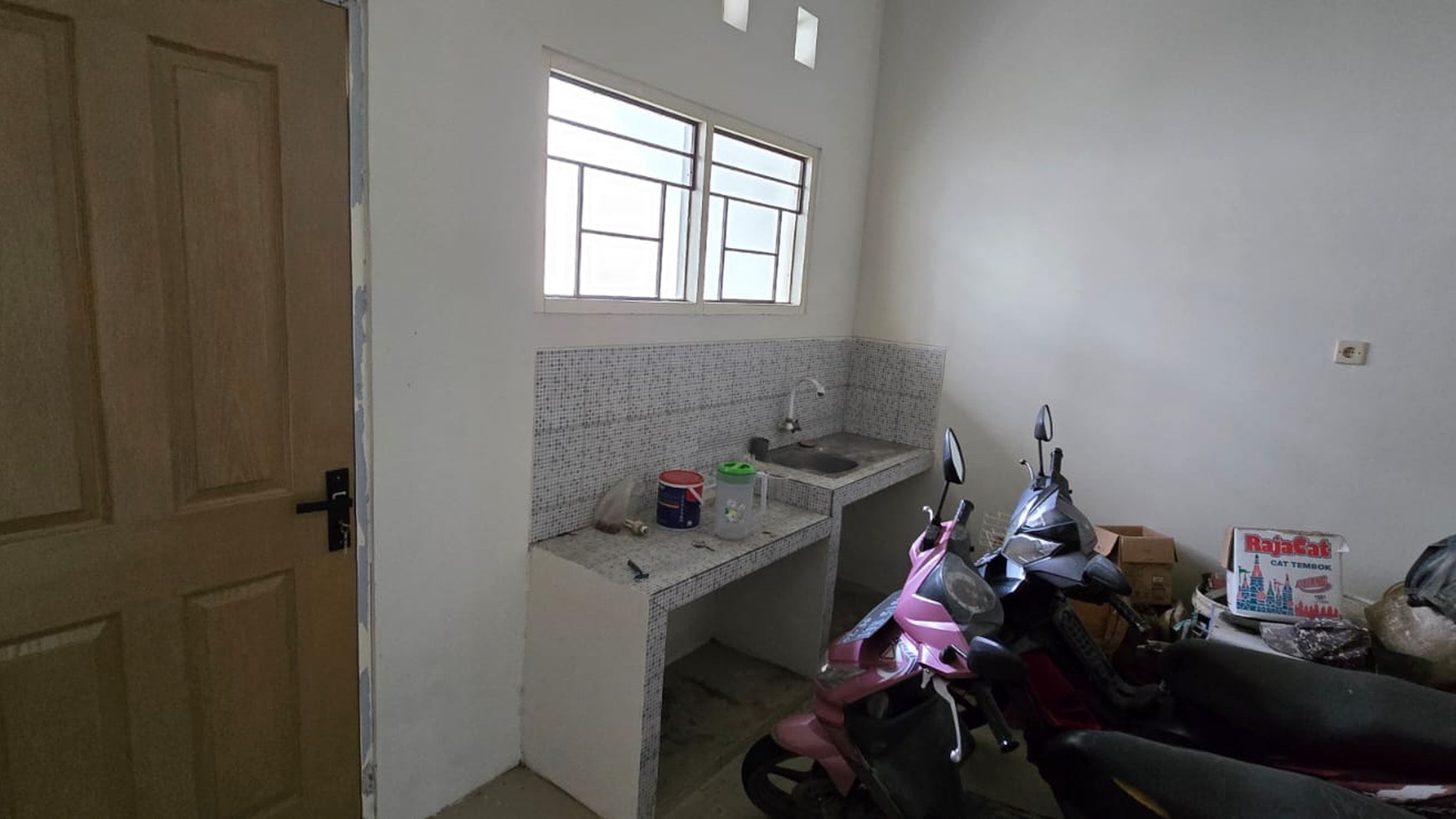 Rumah Siap Huni di Medokan Ayu Rungkut