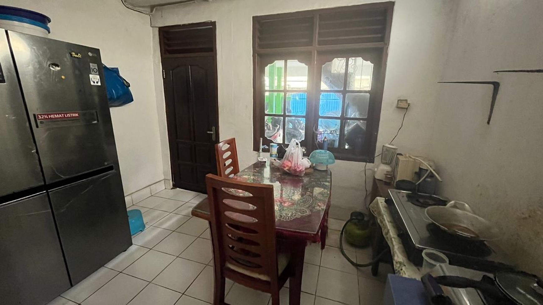 Rumah dengan 3 Lantai Nyaman Serta Lokasi Strategis di @Pondok Aren.