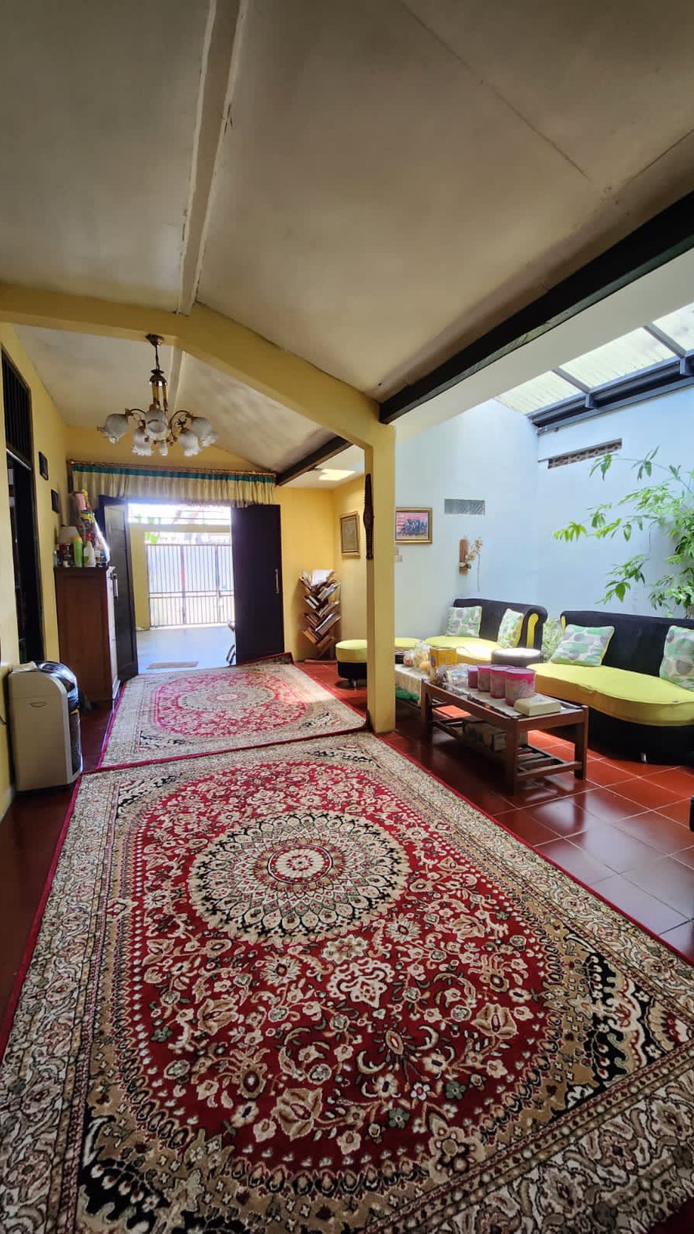 Dijual Rumah bonus Ruang Usaha Dekat UMY