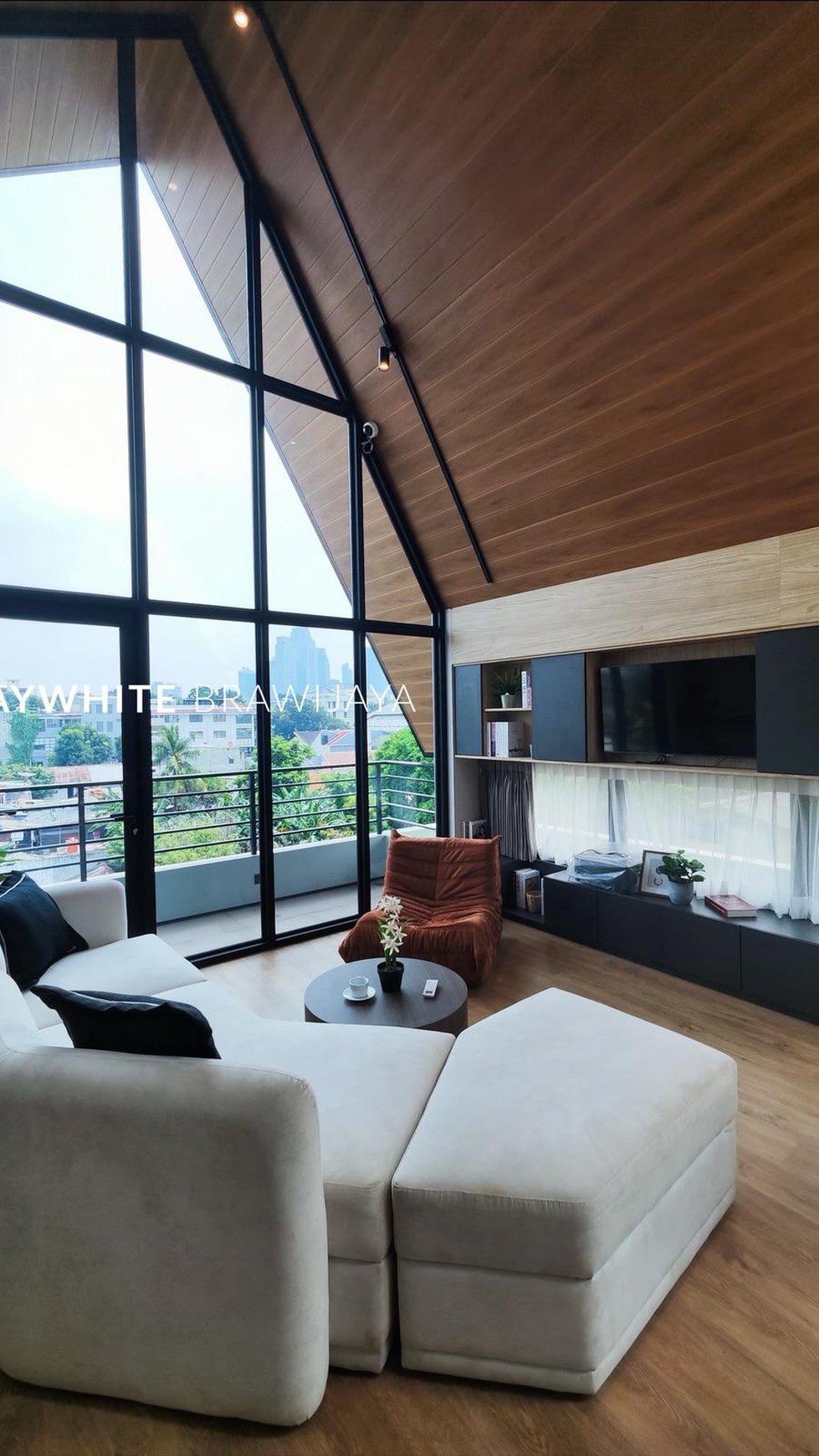Townhouse Siap Huni Lokasi Strategis Area Wijaya Kebayoran Baru