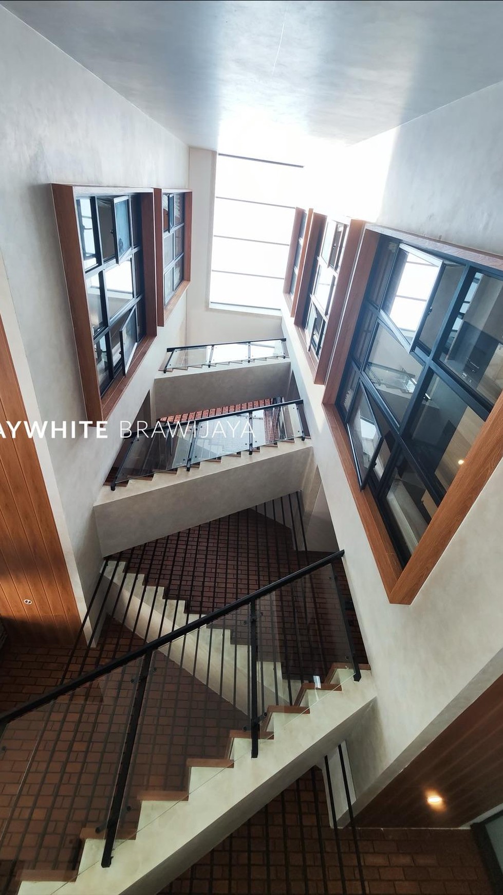 Townhouse Siap Huni Lokasi Strategis Area Wijaya Kebayoran Baru