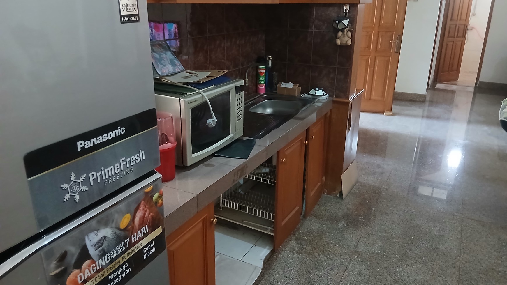 Rumah bebas banjir di kota gede