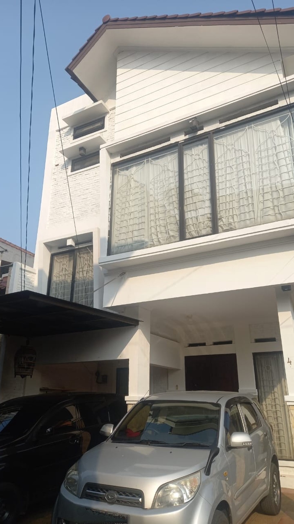 Rumah Modern Cantik 2 Lt. Siap Huni Di Ciputat Tang Sel