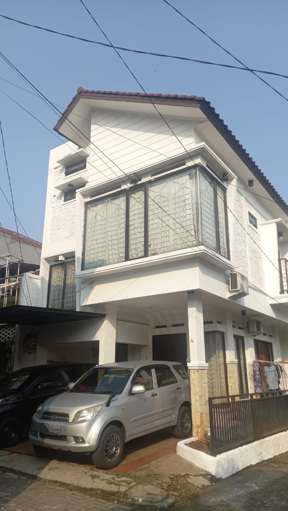 Rumah Modern Cantik 2 Lt. Siap Huni Di Ciputat Tang Sel