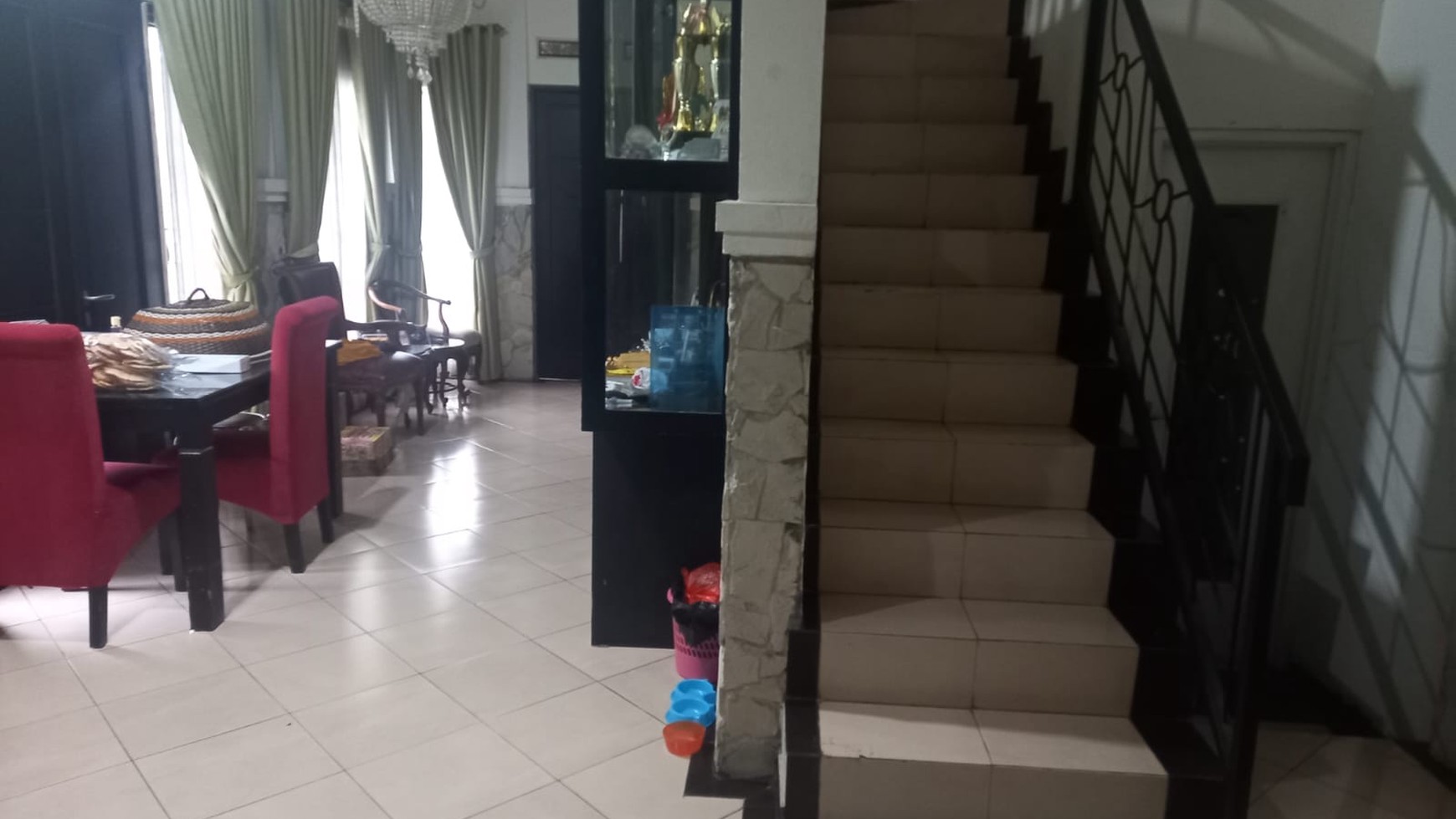 Rumah Modern Cantik 2 Lt. Siap Huni Di Ciputat Tang Sel