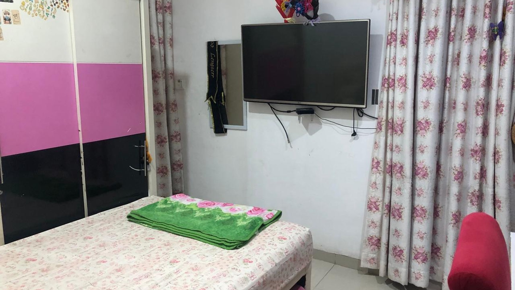 Rumah Modern Cantik 2 Lt. Siap Huni Di Ciputat Tang Sel