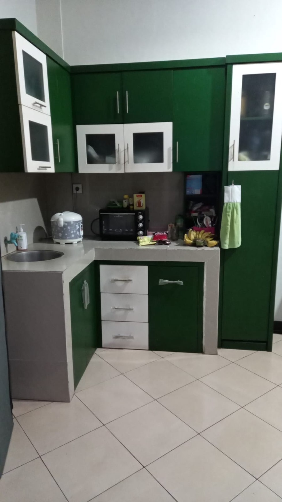 Rumah Modern Cantik 2 Lt. Siap Huni Di Ciputat Tang Sel