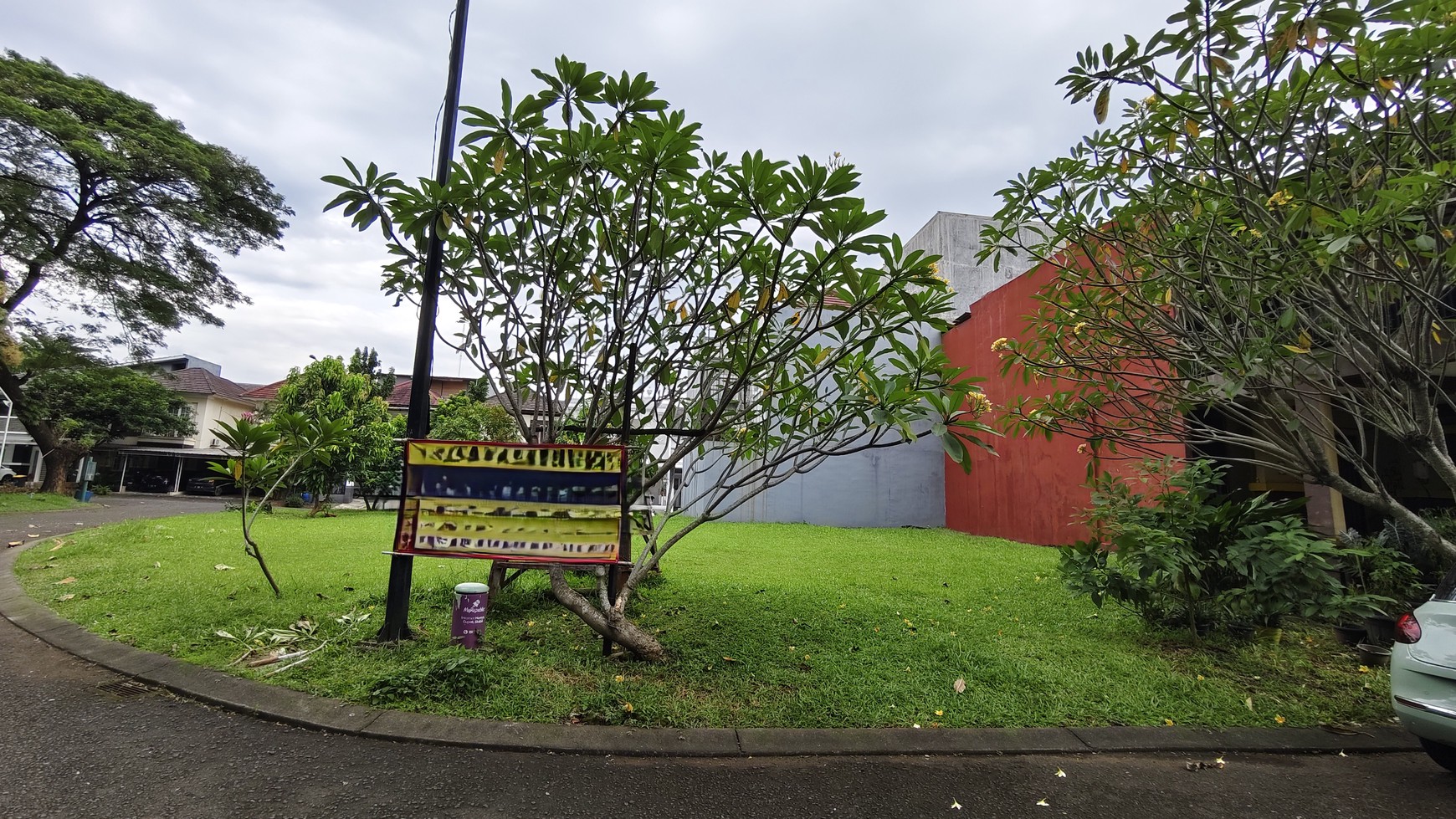 Kavling Dalam cluster di Kota Wisata