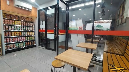 Dijual Ruko Cocok Untuk Komersial area Menteng, Jakarta Pusat