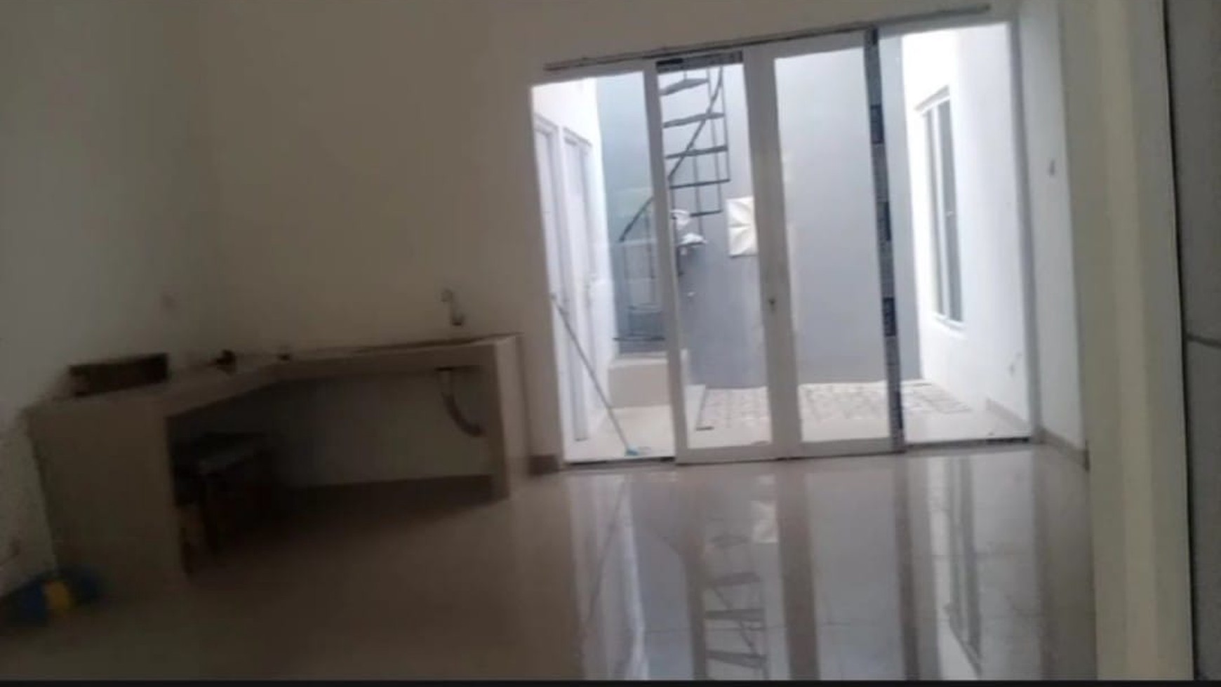 Rumah bebas banjir di graha prima sukmajaya