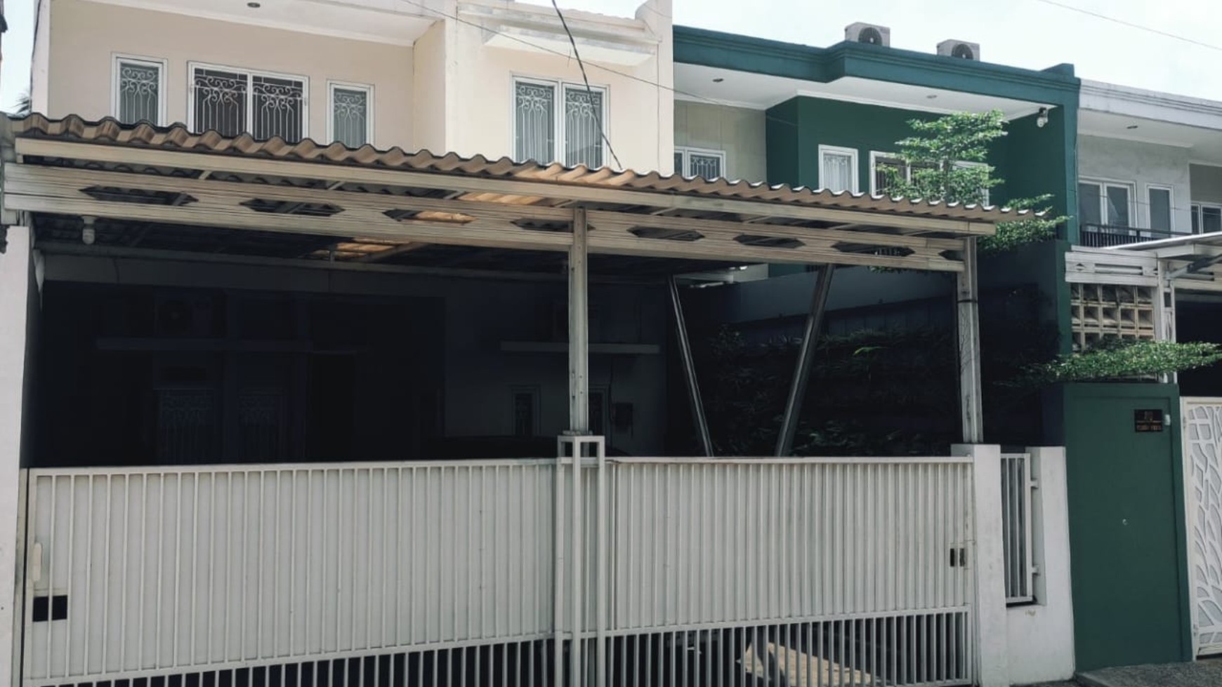 Rumah bebas banjir di jalan caman utara