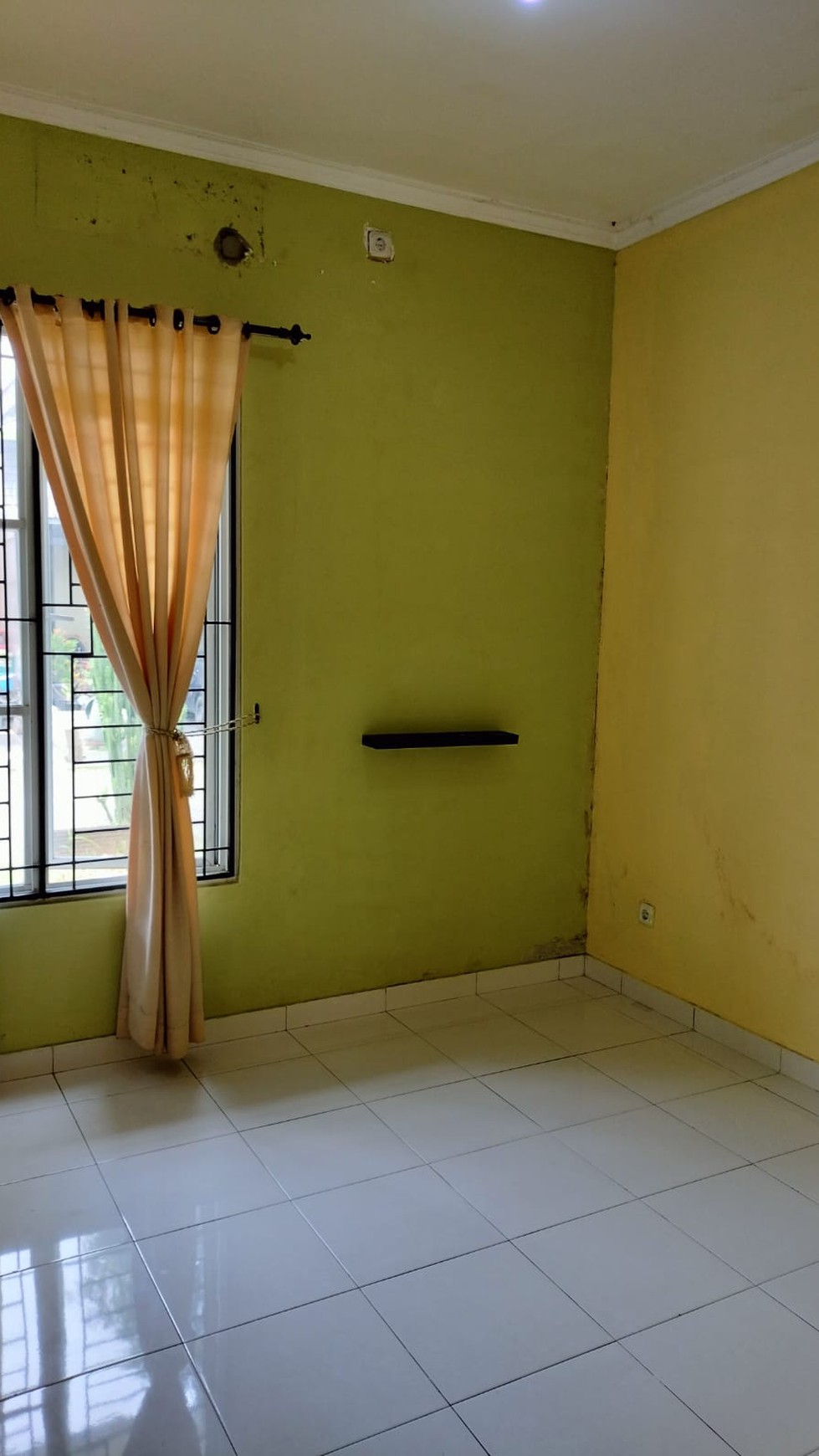 Rumah Siap Huni dan Terawat di Metland Transyogi Cileungsi