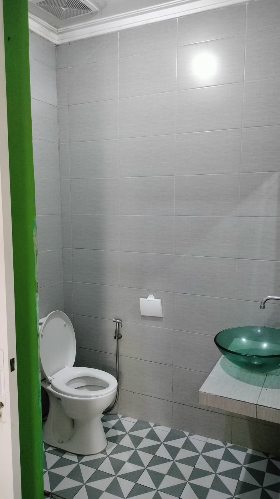 Rumah Siap Huni dan Terawat di Metland Transyogi Cileungsi